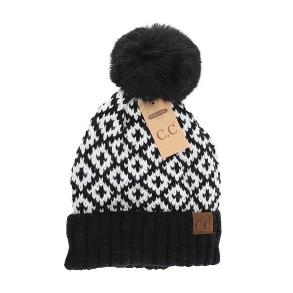 C.C Accessories - NWT Fuzzy Lined Diamond Patterned Faux Fur Pom C.C Beanie